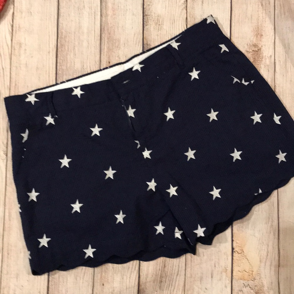 WT Laura James Star Print Shorts